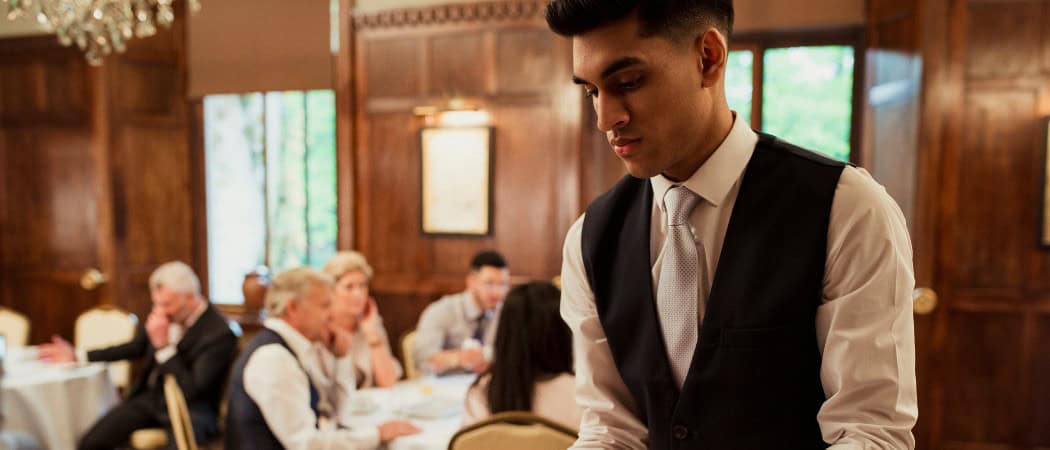 Nebenjob als Hochzeitshelfer